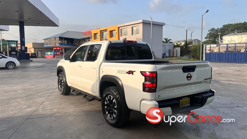 2022 Nissan Frontier Pro-4X — foto 3 / 10