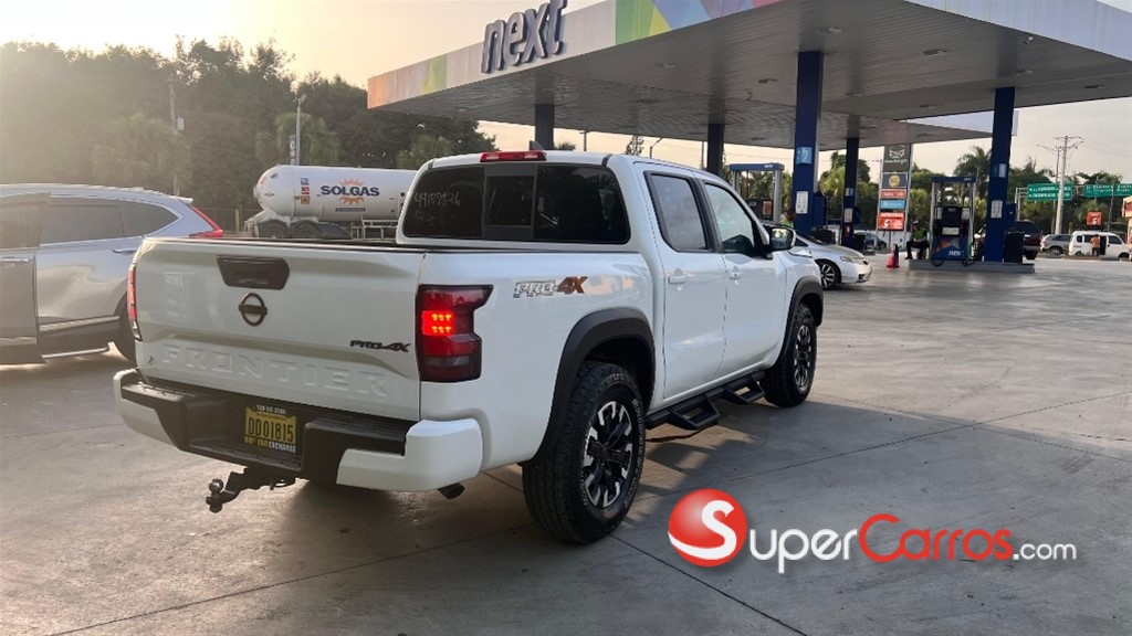 2022 Nissan Frontier Pro-4X — foto 5 / 10