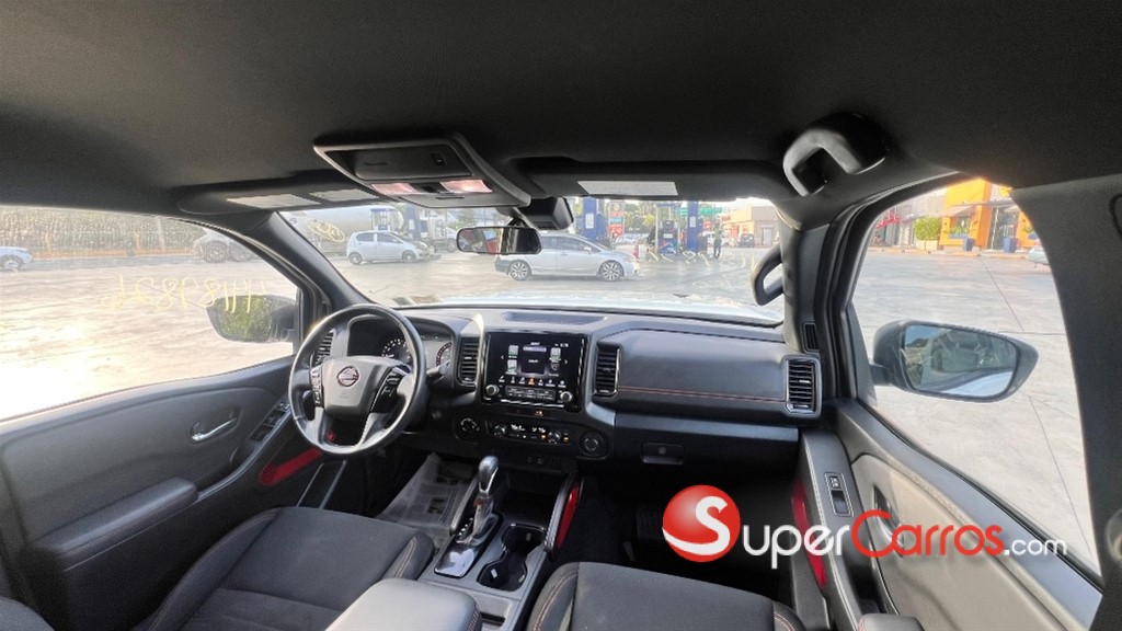 2022 Nissan Frontier Pro-4X — foto 9 / 10