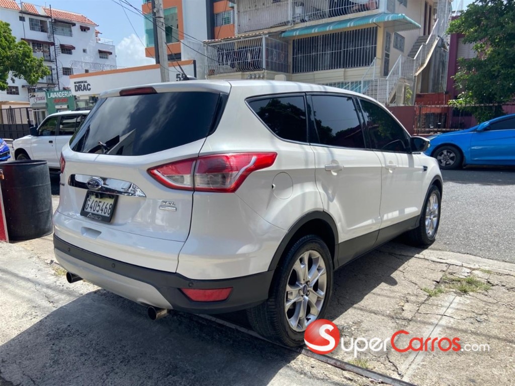 2013 Ford Escape SEL — foto 9 / 11