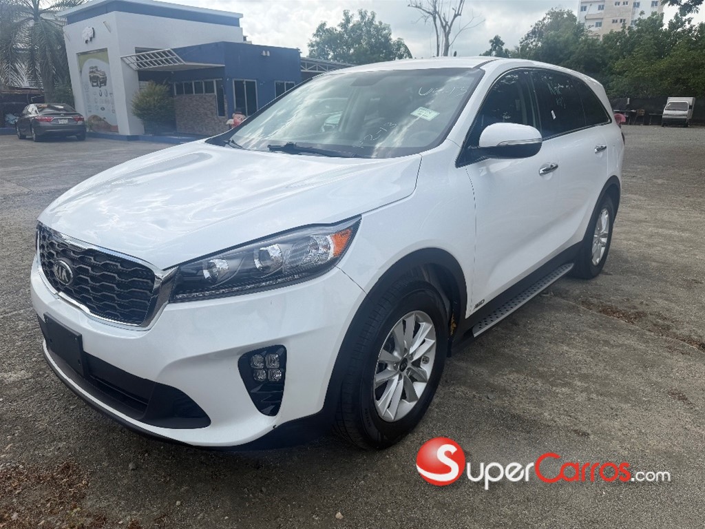 2020 Kia Sorento LX