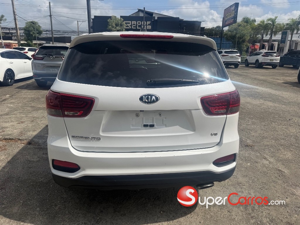 2020 Kia Sorento LX — foto 5 / 10