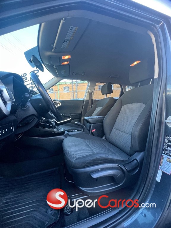 2020 Kia Soul X-LINE — foto 6 / 10