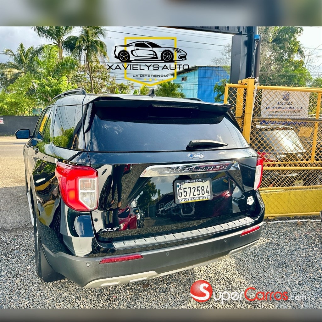 2021 Ford Explorer XLT — foto 4 / 12