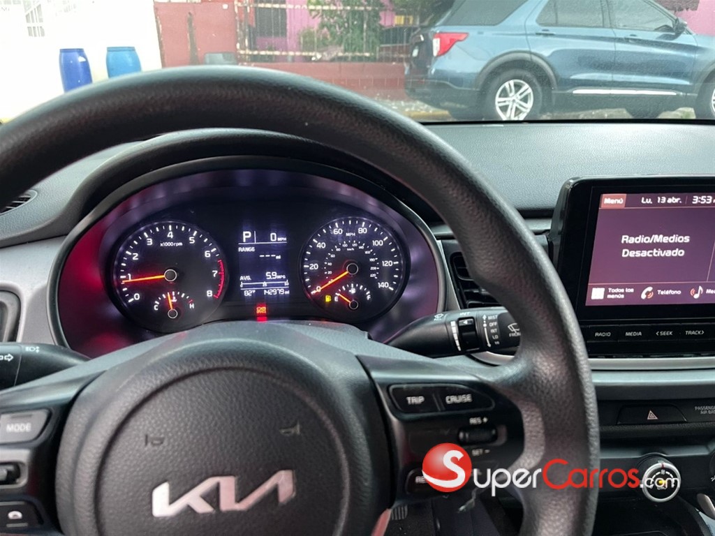 2023 Kia Rio — foto 7 / 11