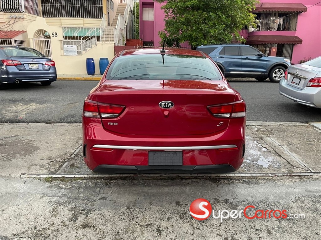 2023 Kia Rio — foto 9 / 11