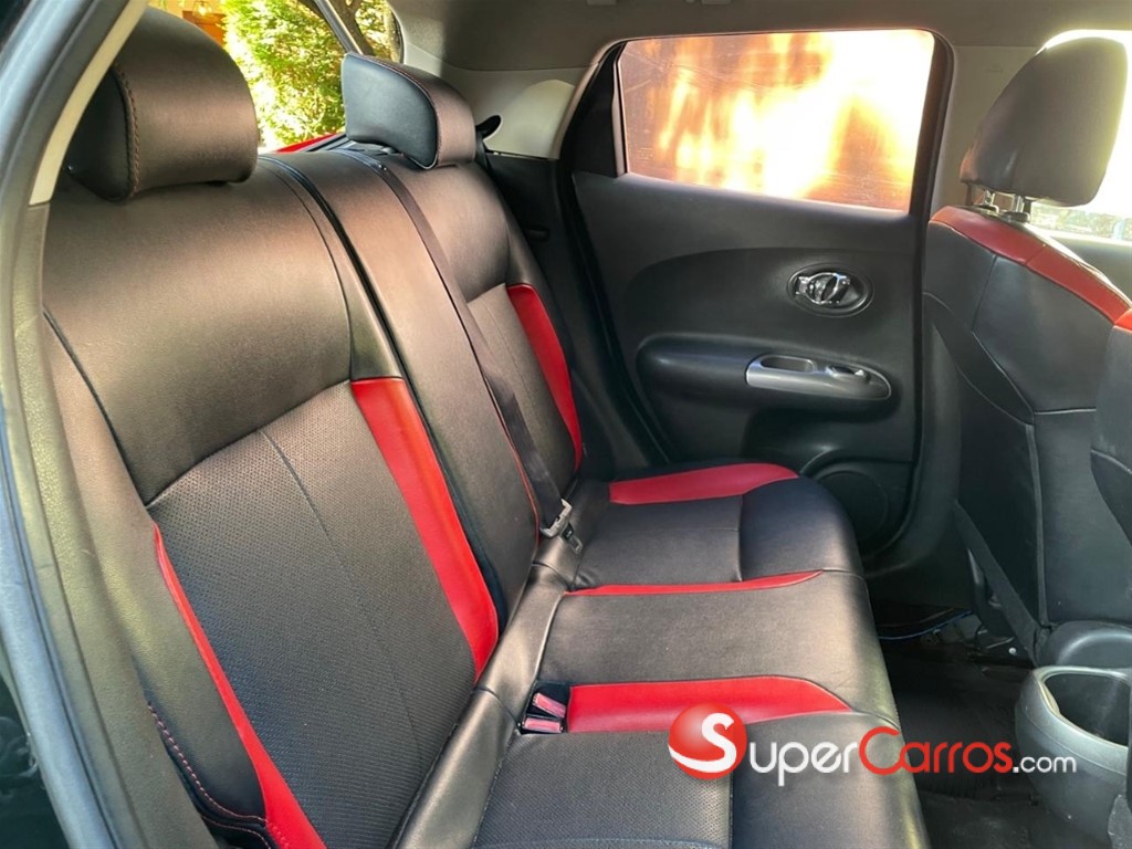 2013 Nissan Juke — foto 11 / 12