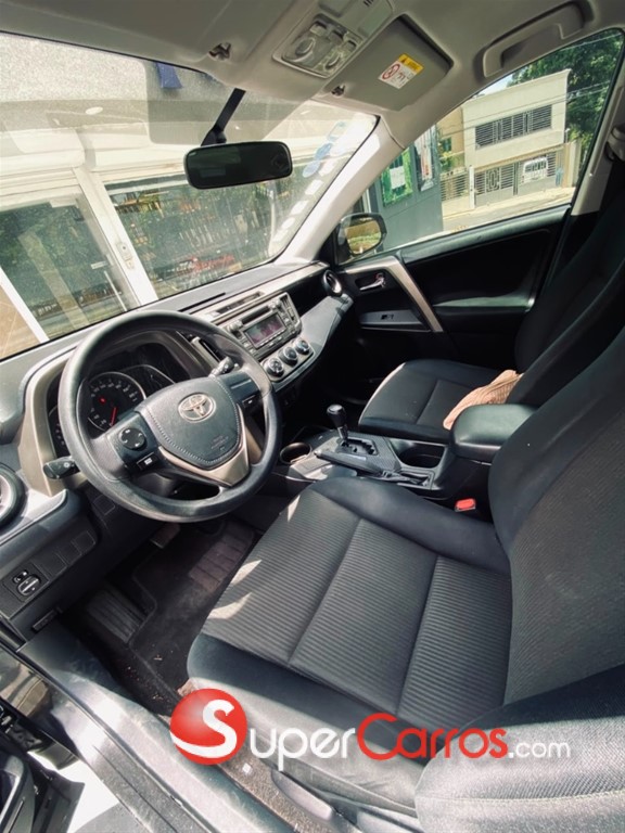 2014 Toyota RAV4 — foto 7 / 9