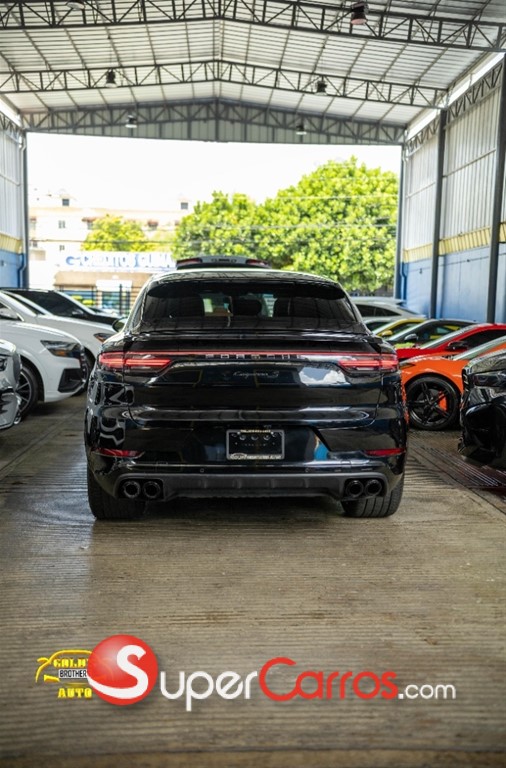 2021 Porsche Cayenne Coupe S — foto 5 / 12