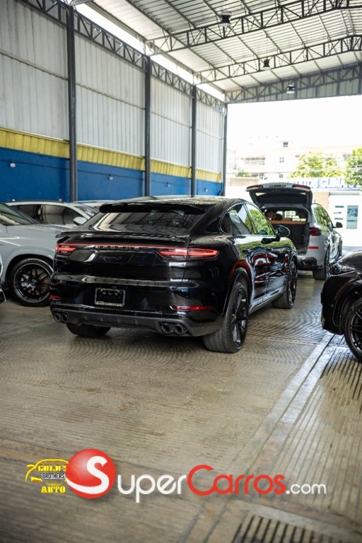 2021 Porsche Cayenne Coupe S — foto 6 / 12