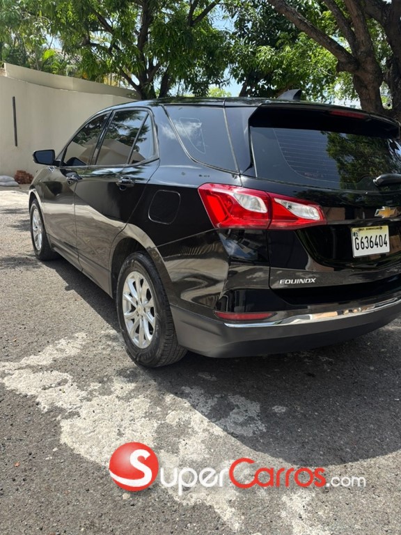 2018 Chevrolet Equinox LS — foto 6 / 10