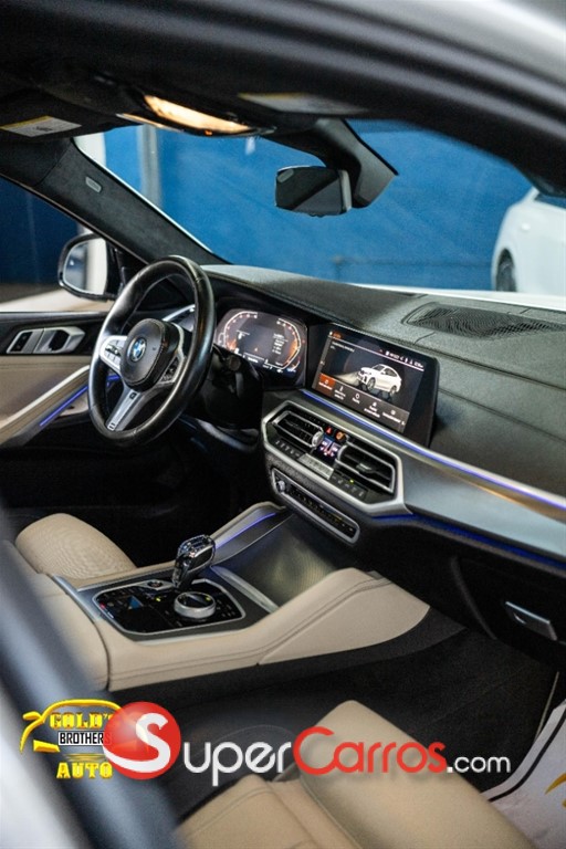 2022 BMW X 6 xDrive40i — foto 10 / 12