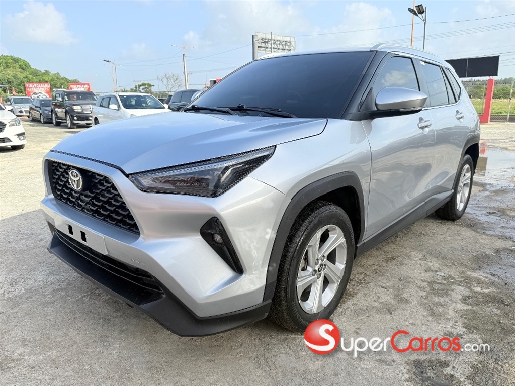 2024 Toyota Yaris Cross Full — foto 2 / 8