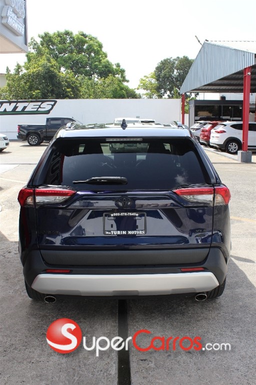 2023 Toyota RAV4 XLE Premium — foto 6 / 9