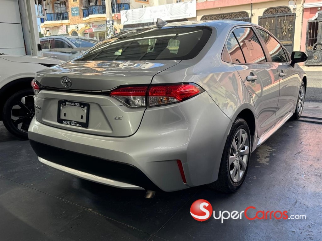 2020 Toyota Corolla LE — foto 10 / 11