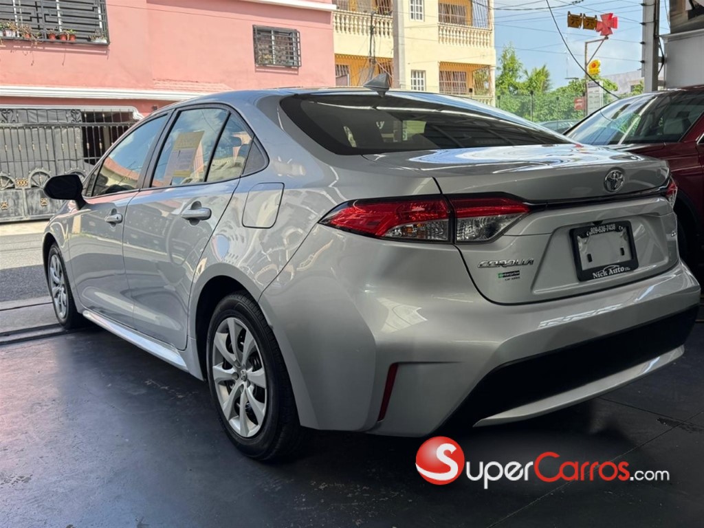 2020 Toyota Corolla LE — foto 11 / 11