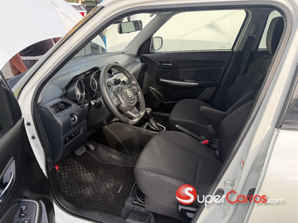 2020 Suzuki Swift — foto 7 / 12