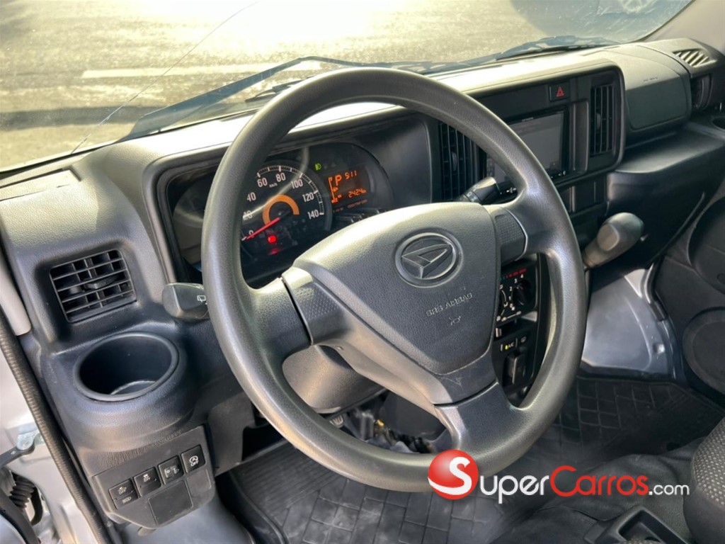 2019 Daihatsu Hijet — foto 4 / 10
