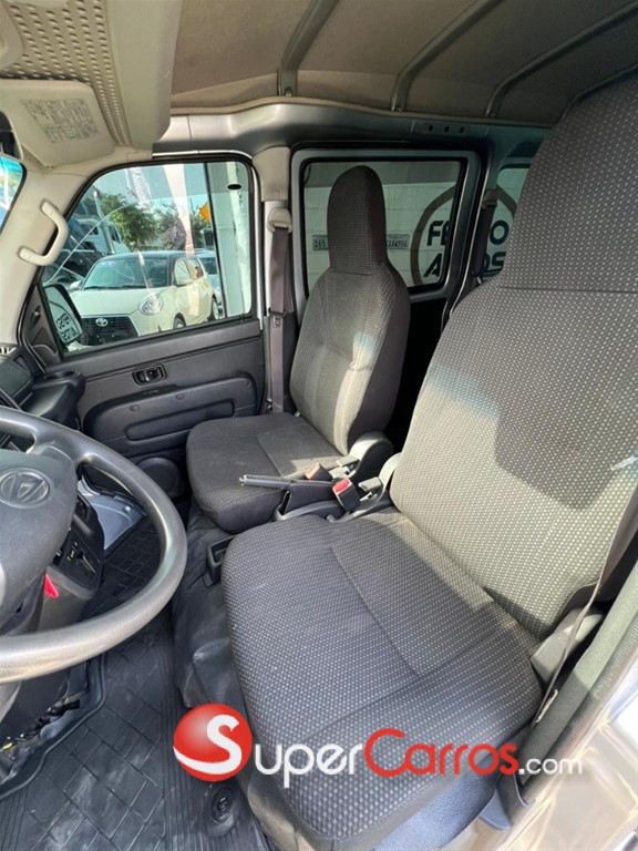 2019 Daihatsu Hijet — foto 6 / 10