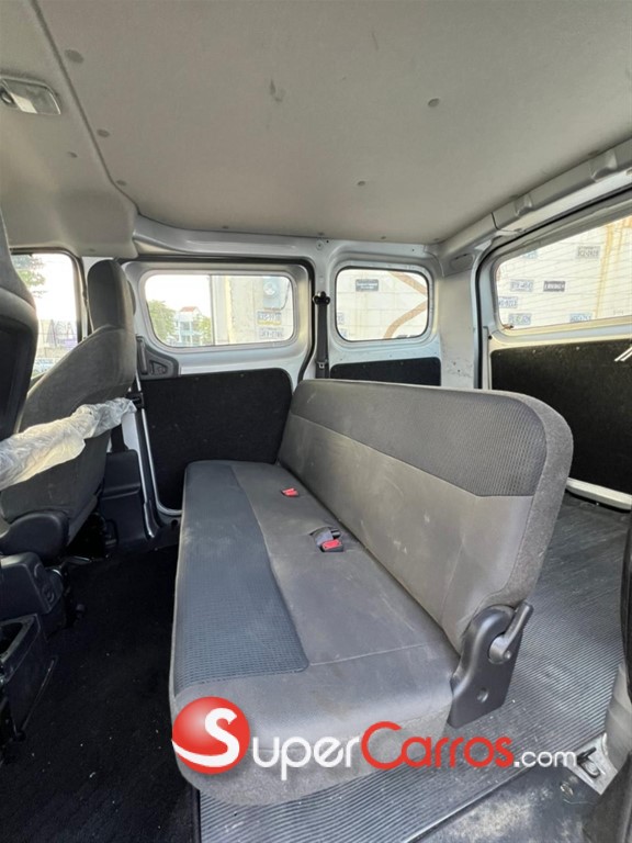 2021 Nissan NV 200 — foto 7 / 10