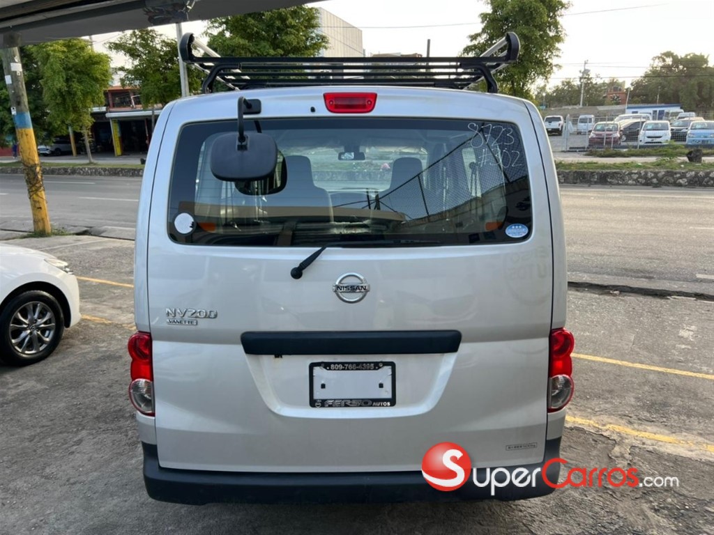 2021 Nissan NV 200 — foto 9 / 10