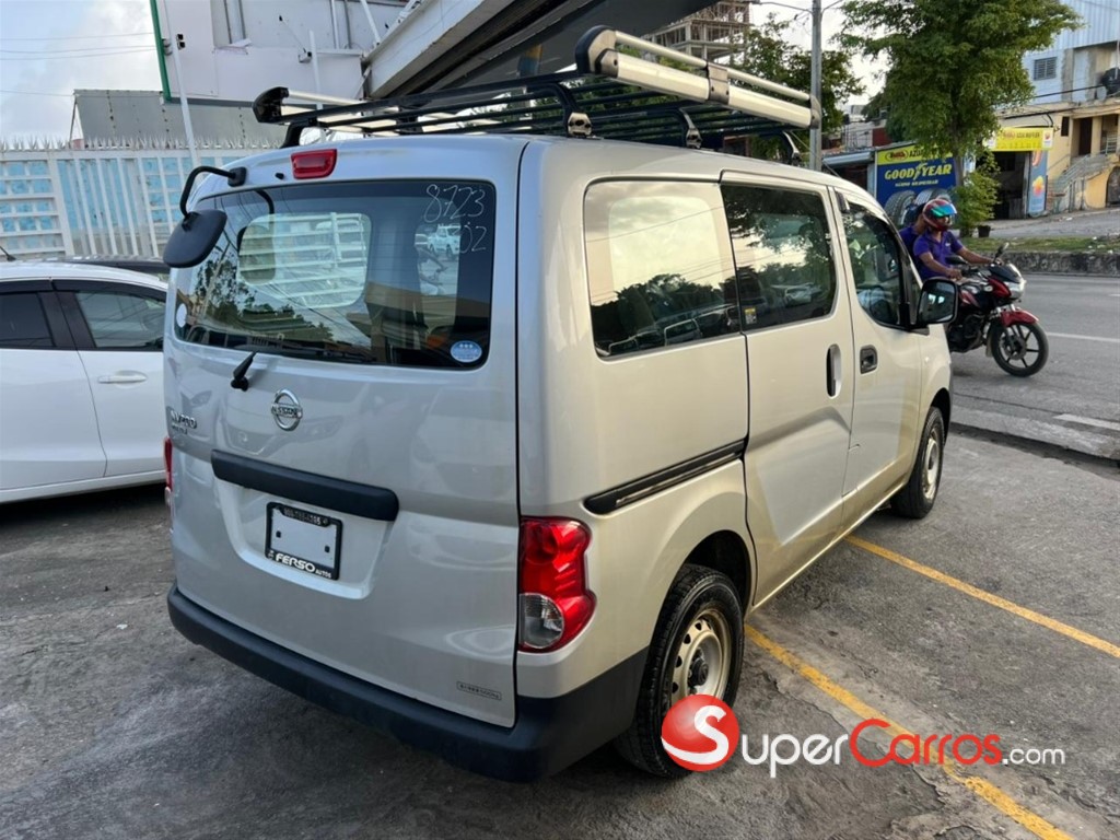 2021 Nissan NV 200 — foto 10 / 10