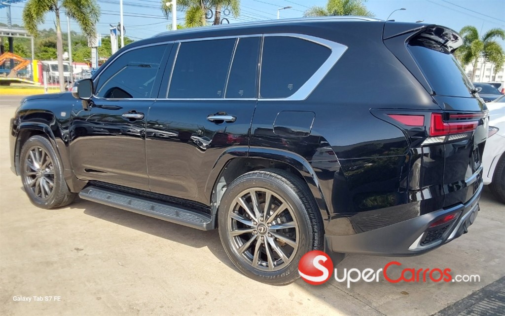 2022 Lexus LX 600 Sport — foto 2 / 9