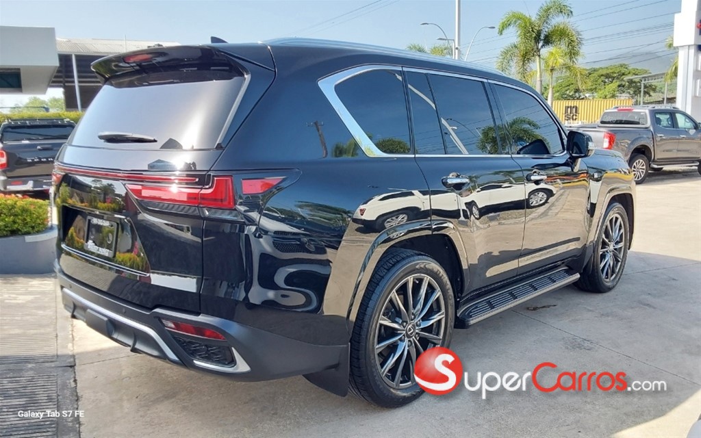 2022 Lexus LX 600 Sport — foto 4 / 9