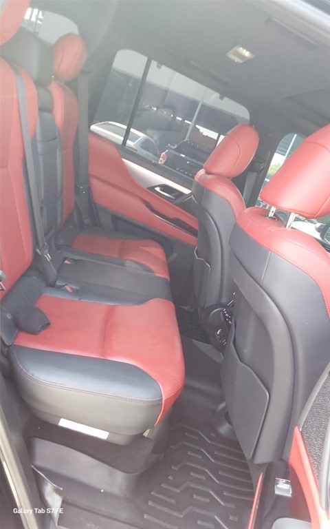 2022 Lexus LX 600 Sport — foto 5 / 9