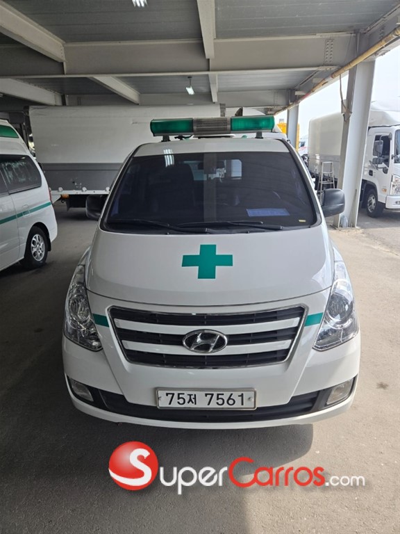 2017 Hyundai Grand Starex AMBULANCIA — foto 2 / 12
