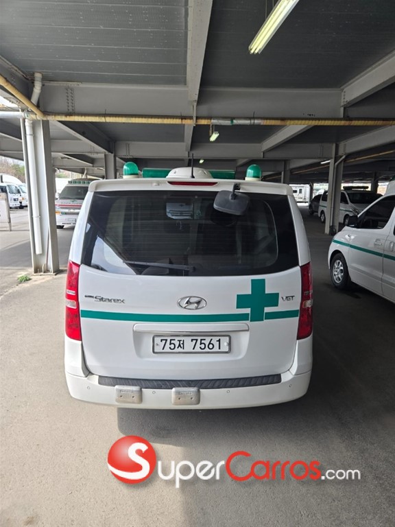 2017 Hyundai Grand Starex AMBULANCIA — foto 5 / 12