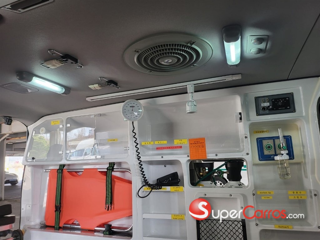 2017 Hyundai Grand Starex AMBULANCIA — foto 6 / 12