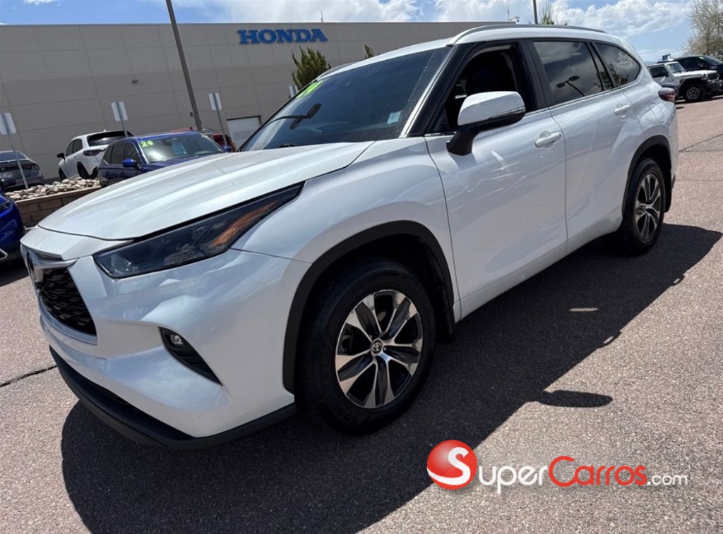 2024 Toyota Highlander XLE