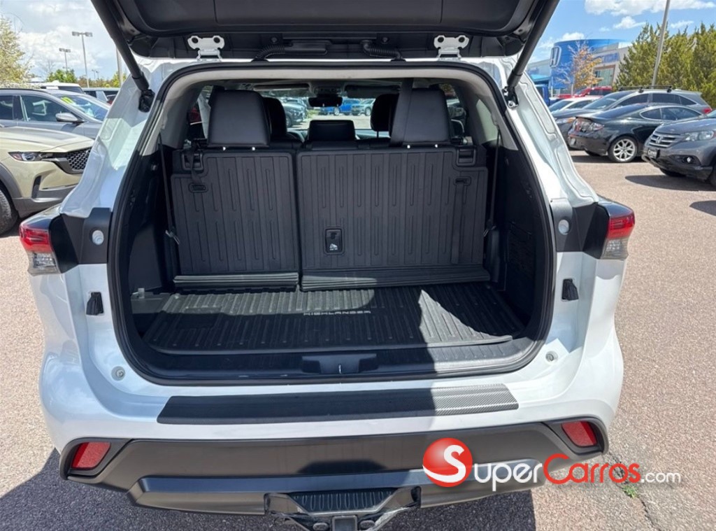 2024 Toyota Highlander XLE — foto 4 / 10