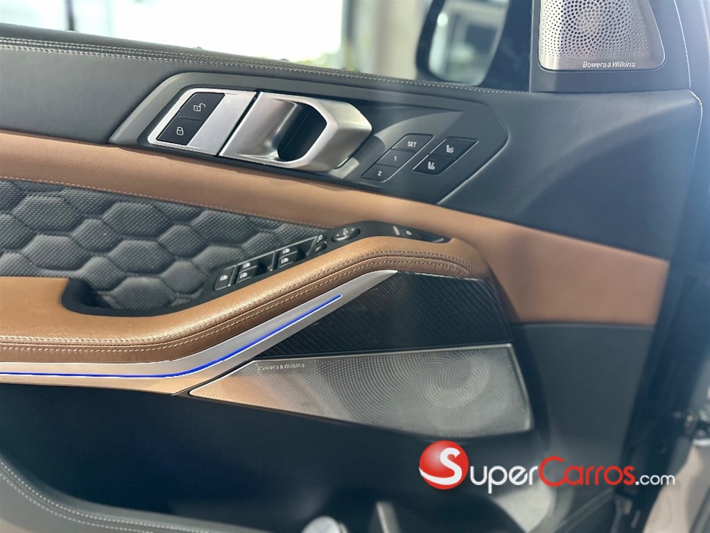 2021 BMW X 5 M COMPETITION — foto 11 / 12