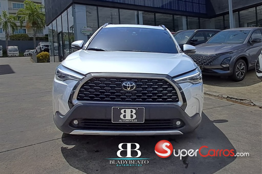 2022 Toyota Corolla Cross Limited — foto 4 / 8