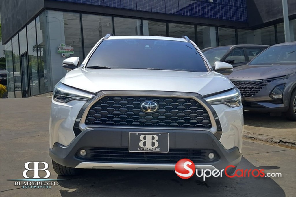 2022 Toyota Corolla Cross Limited — foto 6 / 8