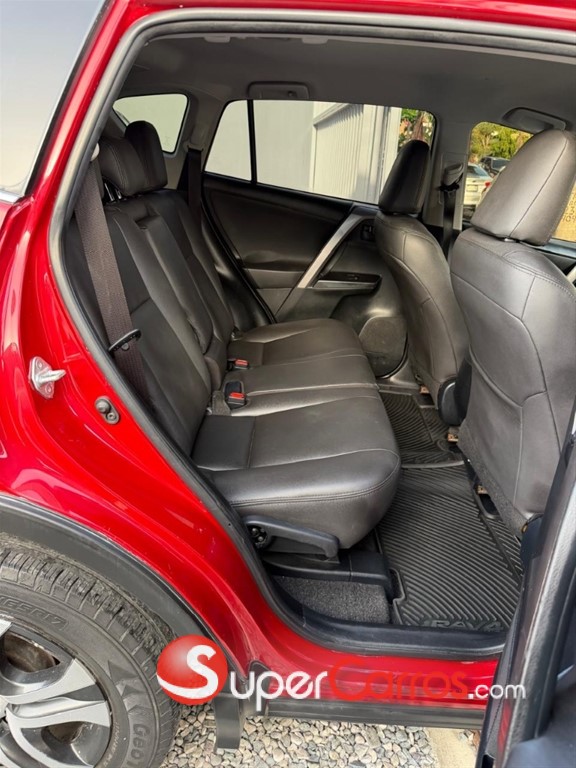 2017 Toyota RAV4 LE — foto 9 / 11