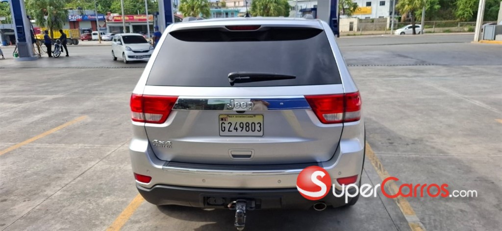 2011 Jeep Grand Cherokee Limited 4x4 — foto 5 / 12