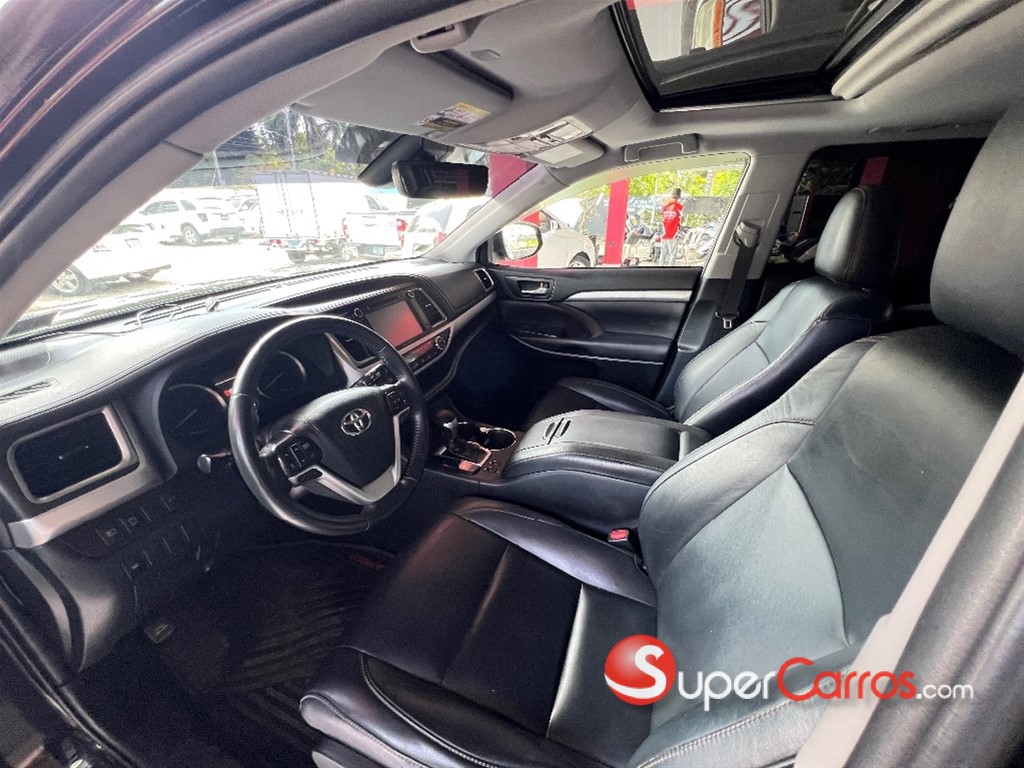 2019 Toyota Highlander XLE — foto 4 / 12