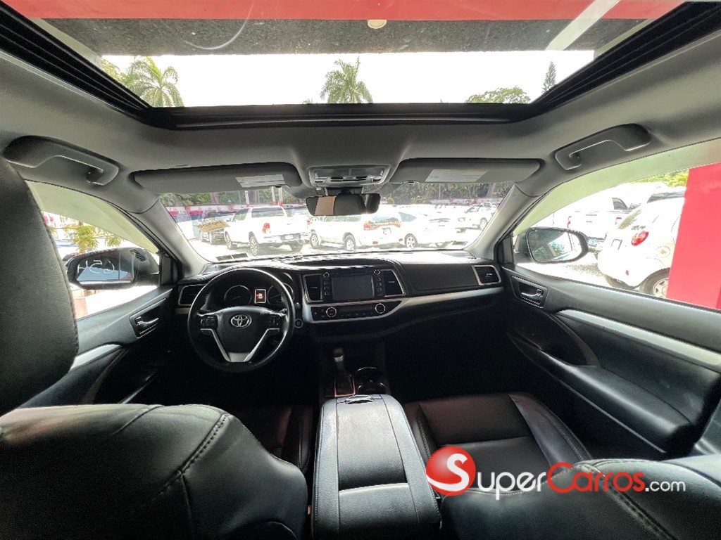 2019 Toyota Highlander XLE — foto 5 / 12