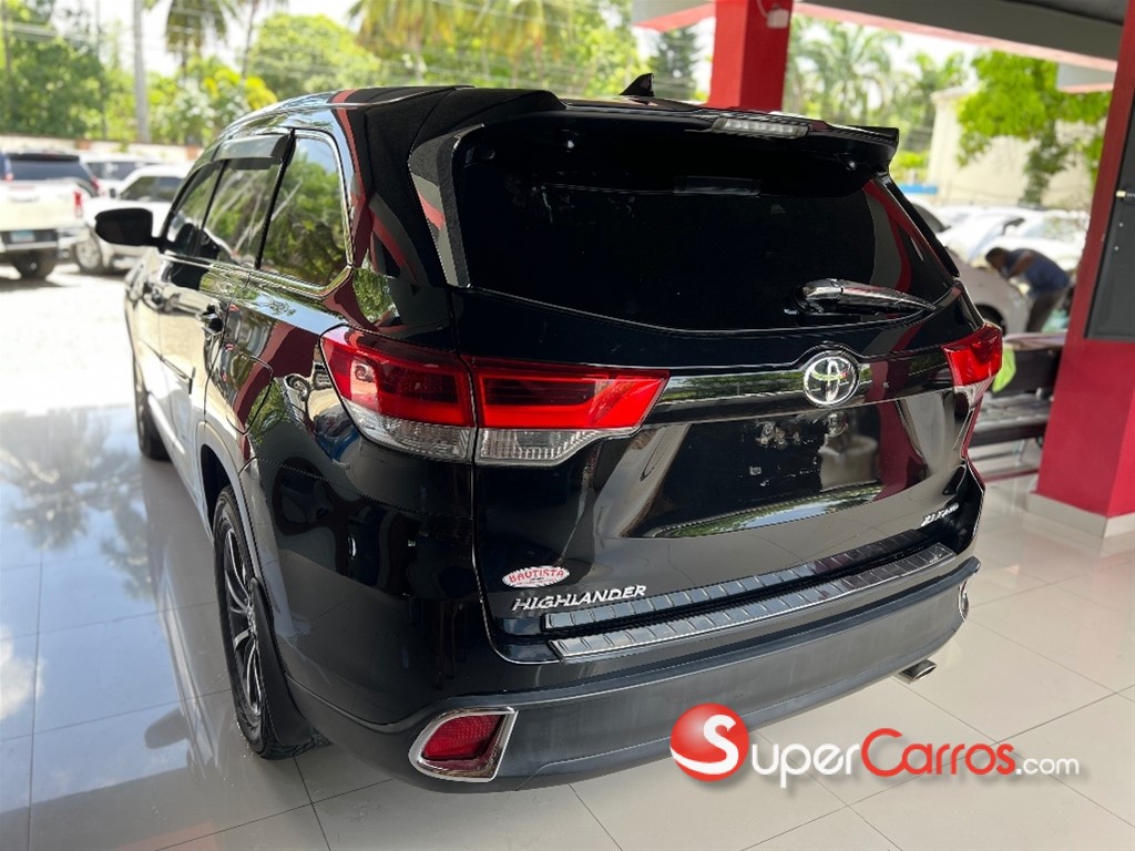 2019 Toyota Highlander XLE — foto 8 / 12