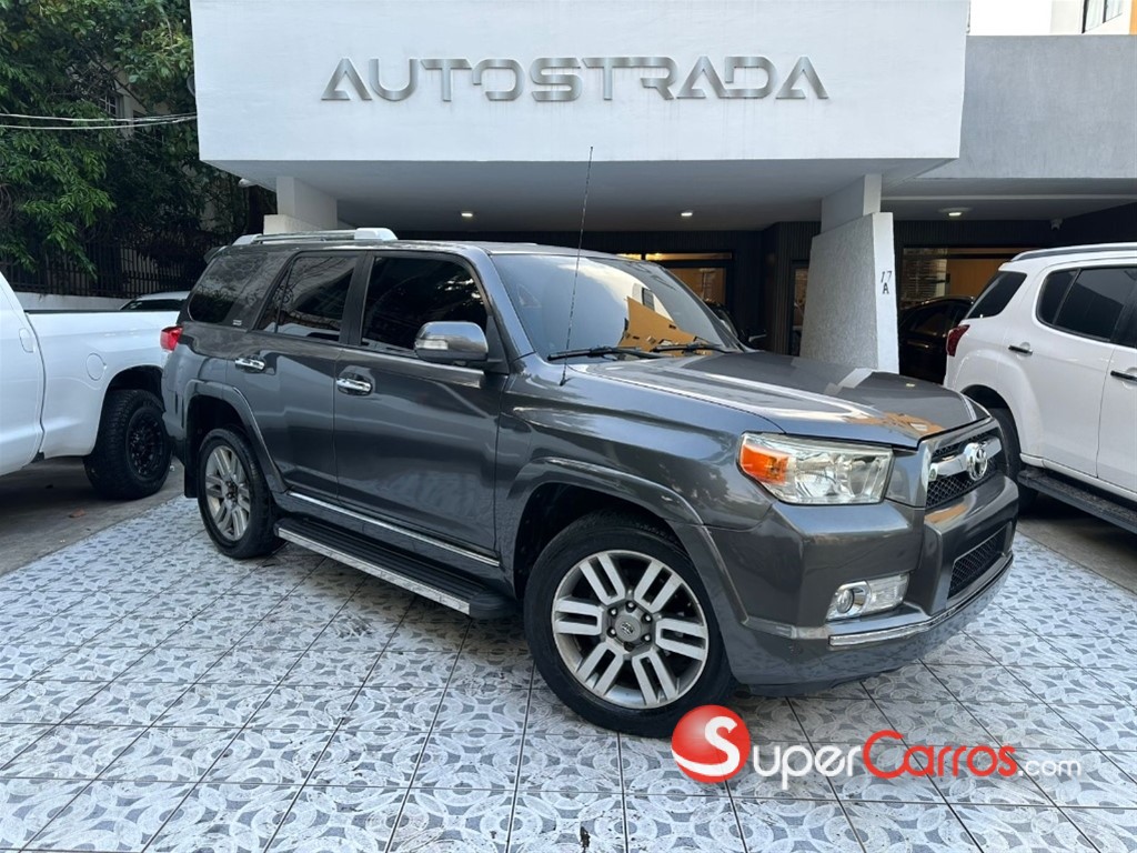 2011 Toyota 4 Runner SR5
