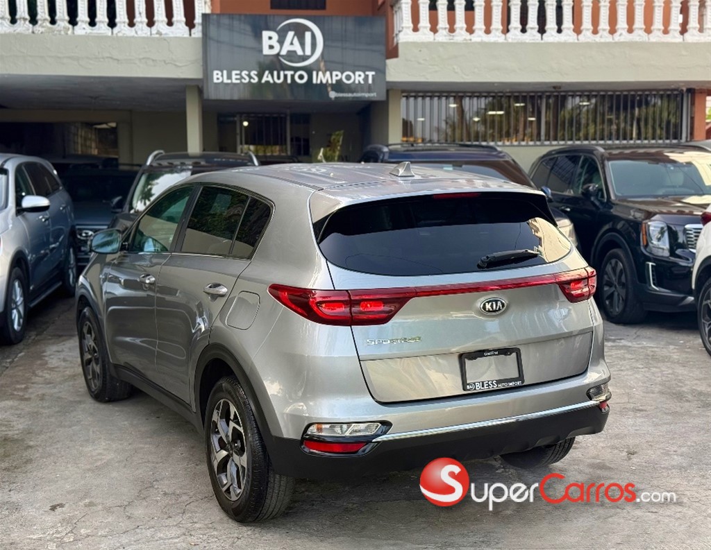 2021 Kia Sportage LX — foto 6 / 11