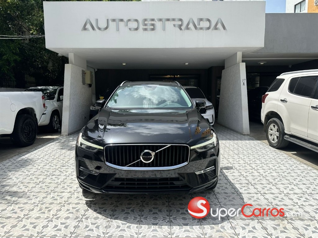 2023 Volvo XC60 CORE — foto 2 / 8