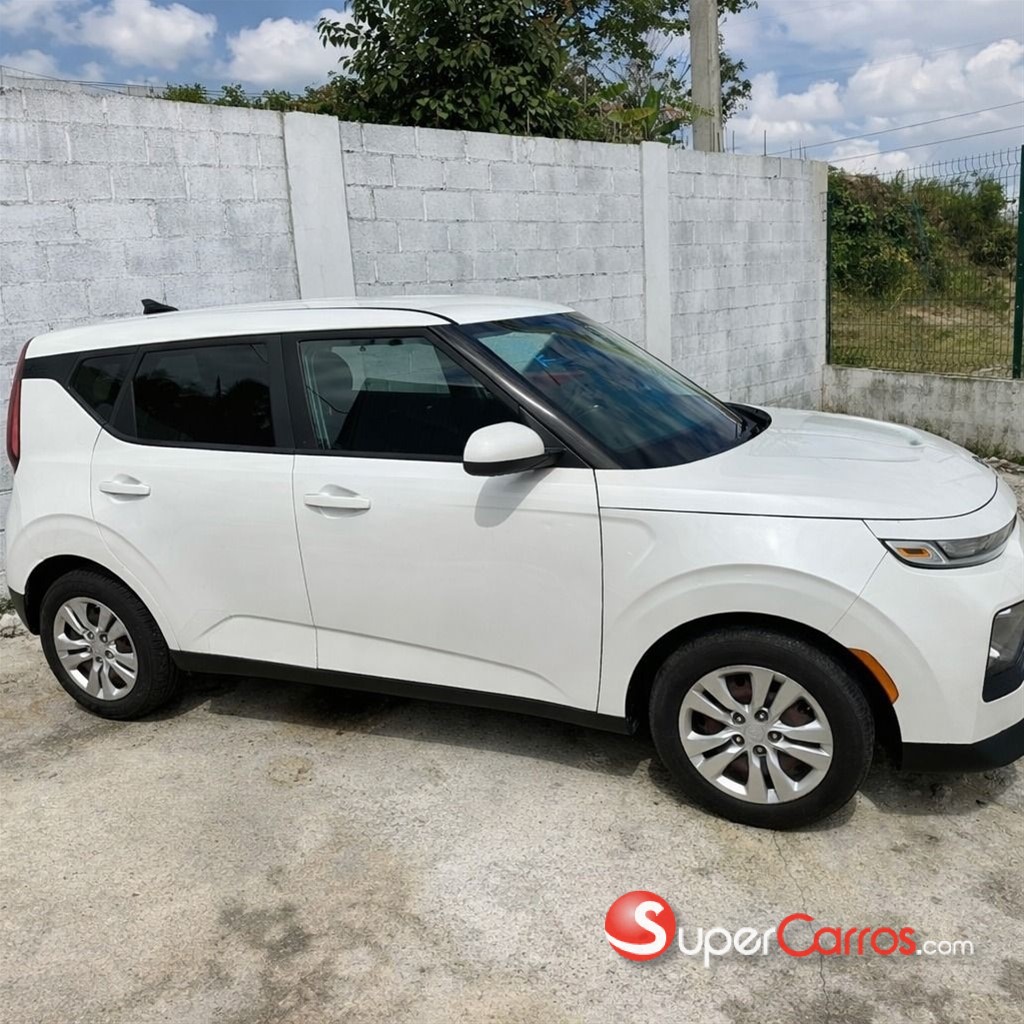 2020 Kia Soul LX — foto 9 / 12