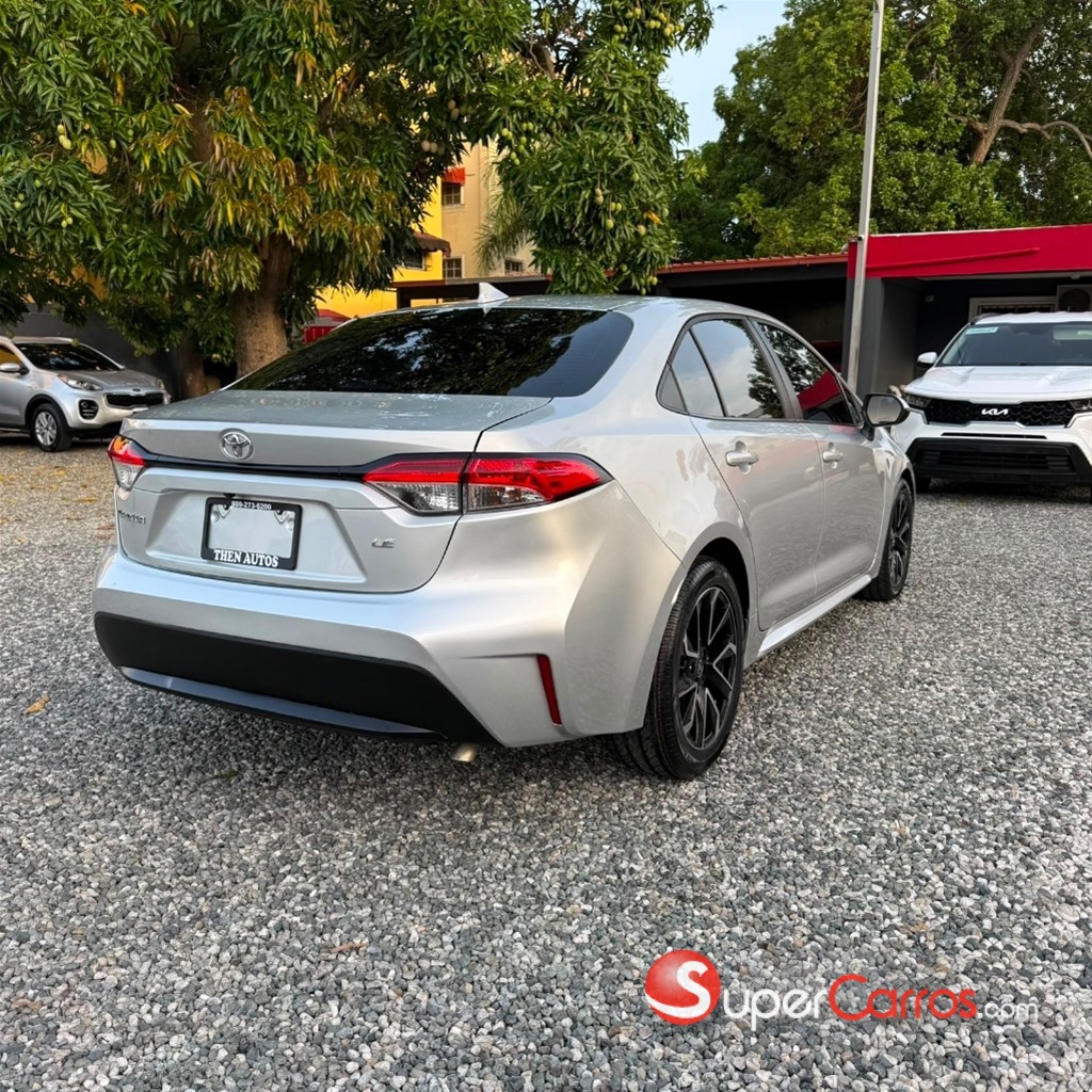 2020 Toyota Corolla LE — foto 6 / 12