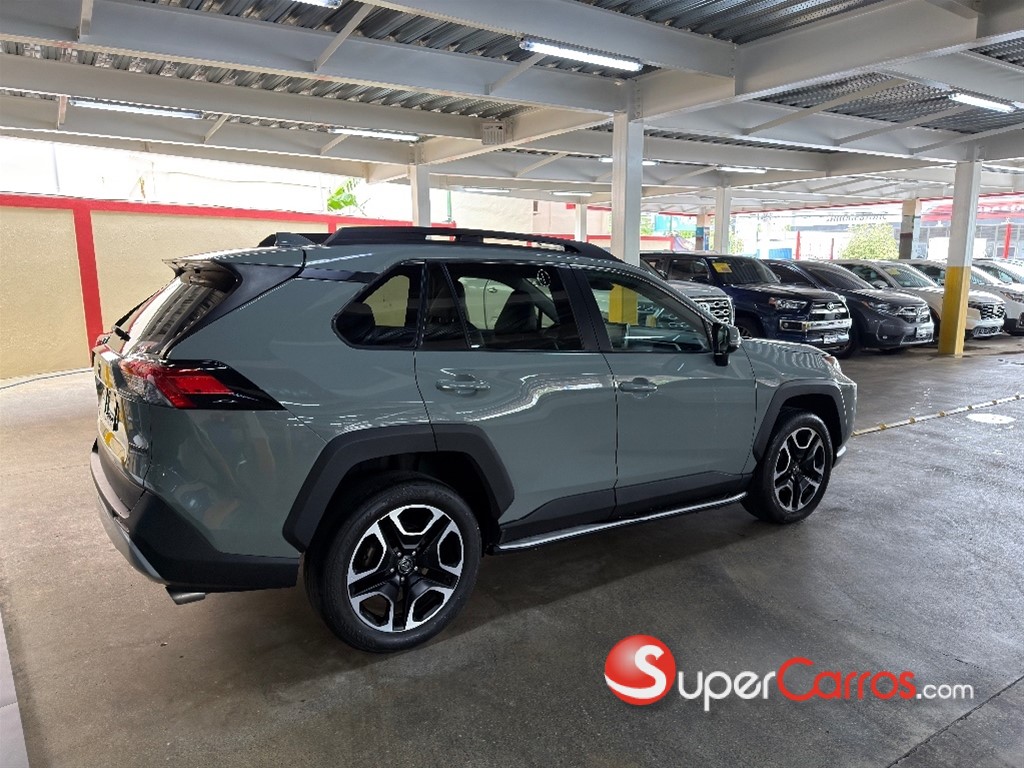 2020 Toyota RAV4 Adventure — foto 9 / 11