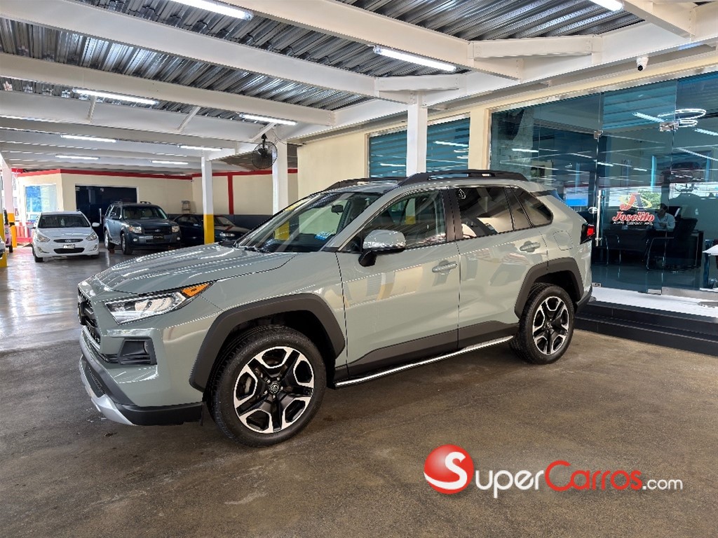 2020 Toyota RAV4 Adventure — foto 10 / 11