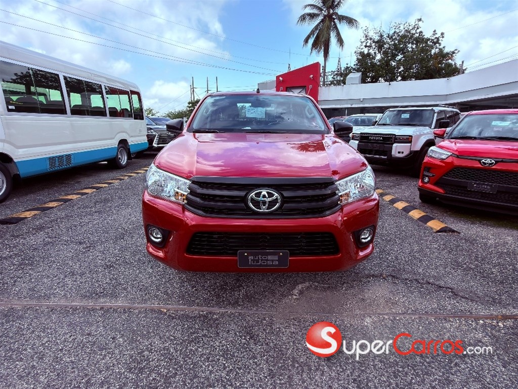 2026 Toyota Hilux — foto 2 / 12